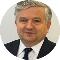 Nasz prowadzący - Piotr Sperczyński