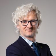 Nasz prowadzący - mec. Łukasz Bochenek